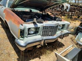 513.fd1r78 Ford Thunderbi 1978 Lower Control Arm Rear 197499
