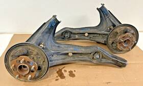52370-s10-a02 Honda 1997-2001 Cr-v Crv Awd Rear Trailing Arm Lh And Rh Pair All-wheel Drive Oem