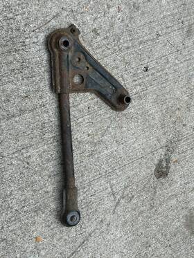 544c5-aq301 Infiniti 544c5aq301 Left Driver Side Stay Bracket - 2003-2006 G35 Sedan Used