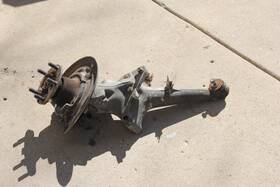 951.331.514.1r Porsche 944 Trailing Arm Knuckle Hub Spindle Rear Right 9513315141r