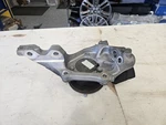 2010-2015 Camaro Ss Lh Driver Front Spindle Knuckle With Hub 10-15. Fixed Price $84.95.