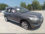 Passenger Front Spindle/knuckle Fits 04-10 Touareg 432770. Fixed Price $84.00.