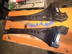 Oem 2025 Ram 3500 Front Control Arms 68377469AD / 68377468AD. Fixed Price $600.00.