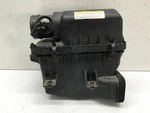 06-14 Kia Sedona Air Intake Cleaner Box Cover Assembly Oem 28192-4D200. Fixed Price $66.50.